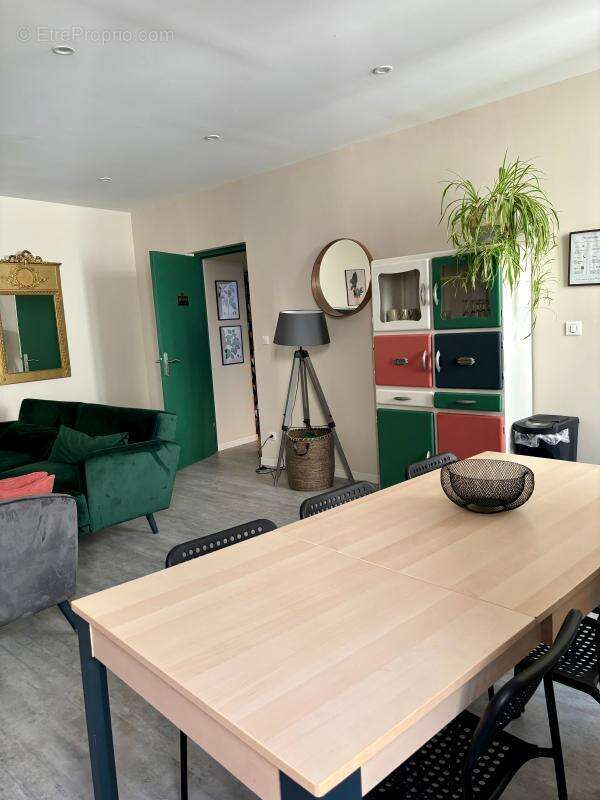 Appartement à SAINT-ASTIER