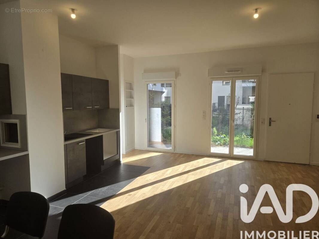 Photo 1 - Appartement à RUEIL-MALMAISON