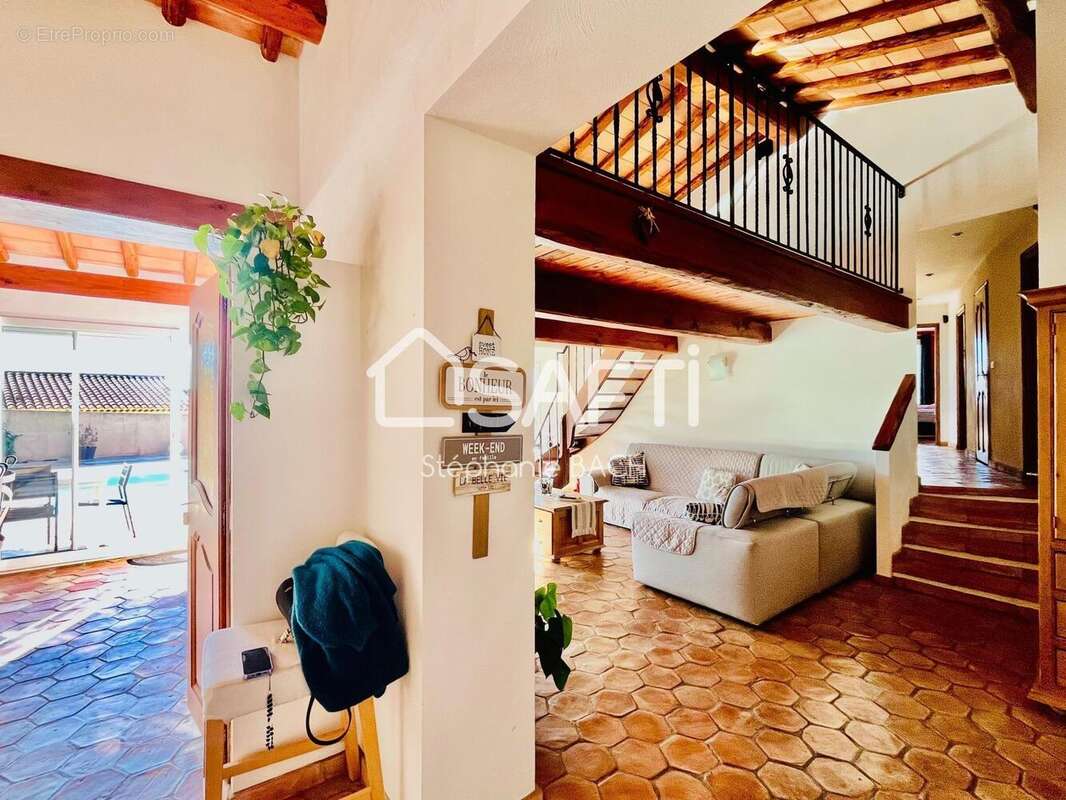 Photo 6 - Maison à CEYRESTE