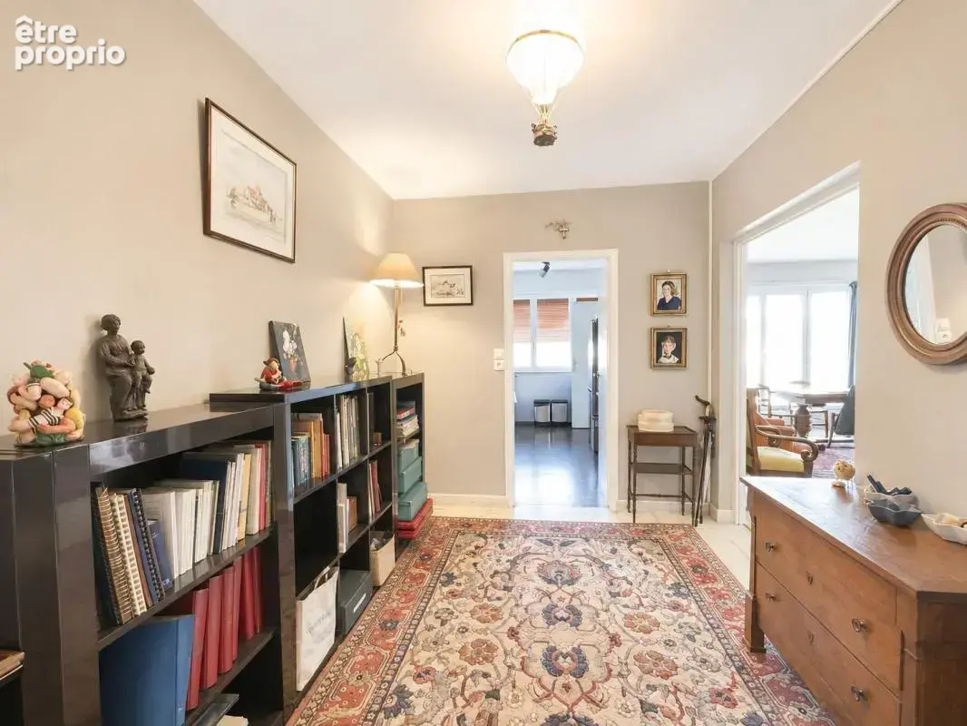 Angers place du lycee - t4 dans residence de standing - photo 4
