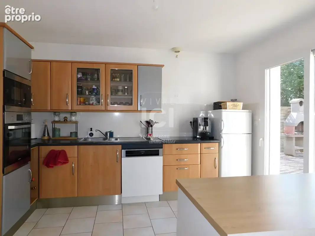 Maison de plain-pied avec grand sous-sol et beaux volumes .Mûrs-Érigné - photo 5