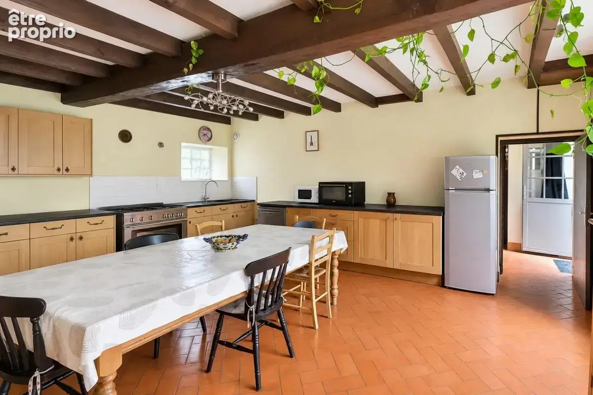 Maison de charme de 8 pièces, 241m², située à Courant - Idéal pour famille - photo 12