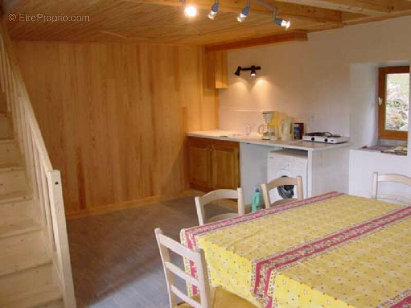 Mas du 18e de 500 m2 avec 6 appartements, sur 2 hectares - photo 10