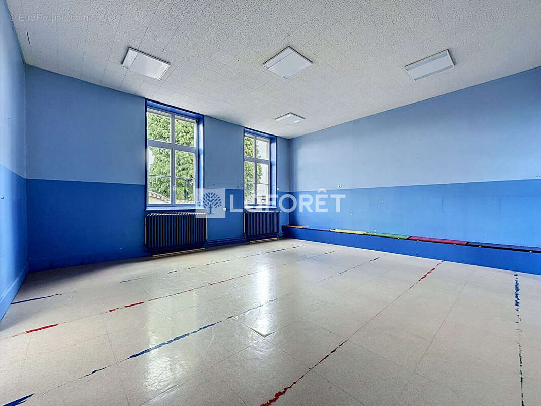Appartement à SAINT-TRIVIER-SUR-MOIGNANS