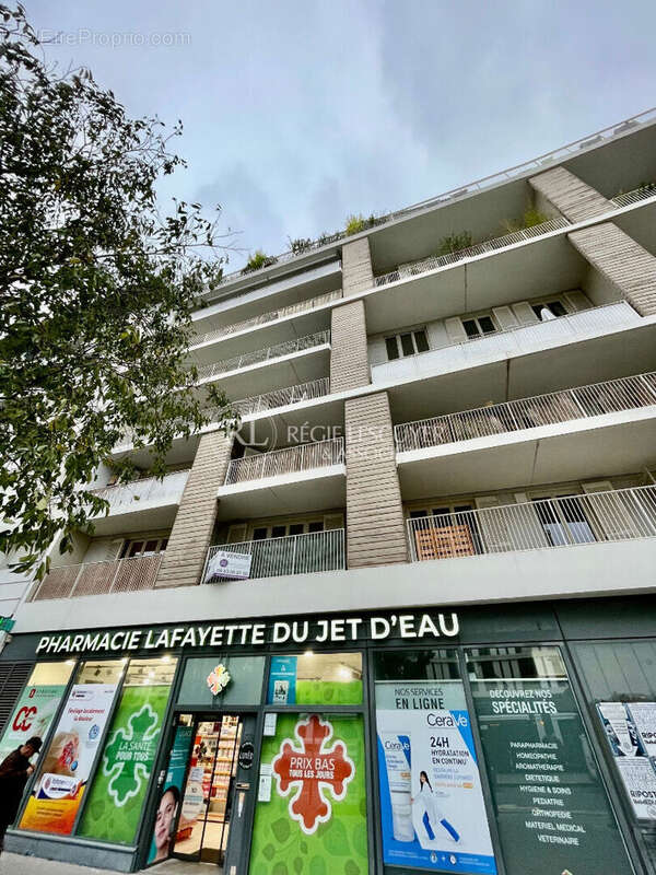 Appartement à LYON-8E