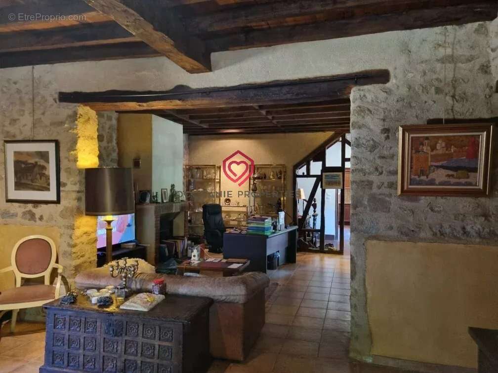 Maison à MIRANDE