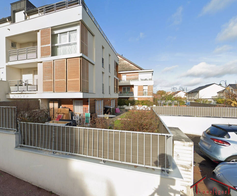 Appartement à SAINT-GERMAIN-LES-ARPAJON