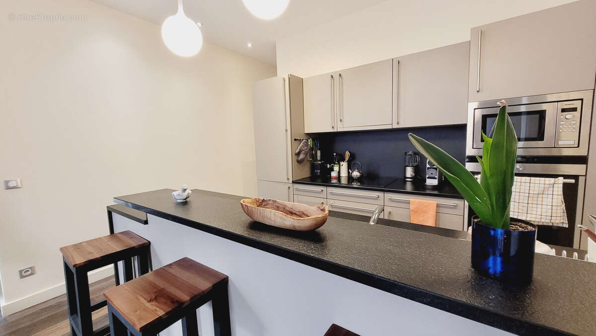 Vente appartement de type 2 Aix en Provence, centre ville. - photo 4