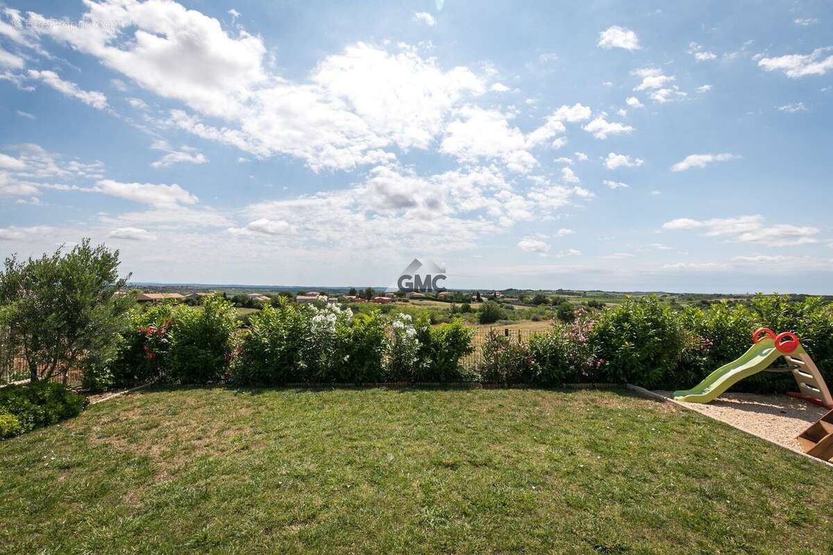 Photo 2 - Maison à ROUJAN