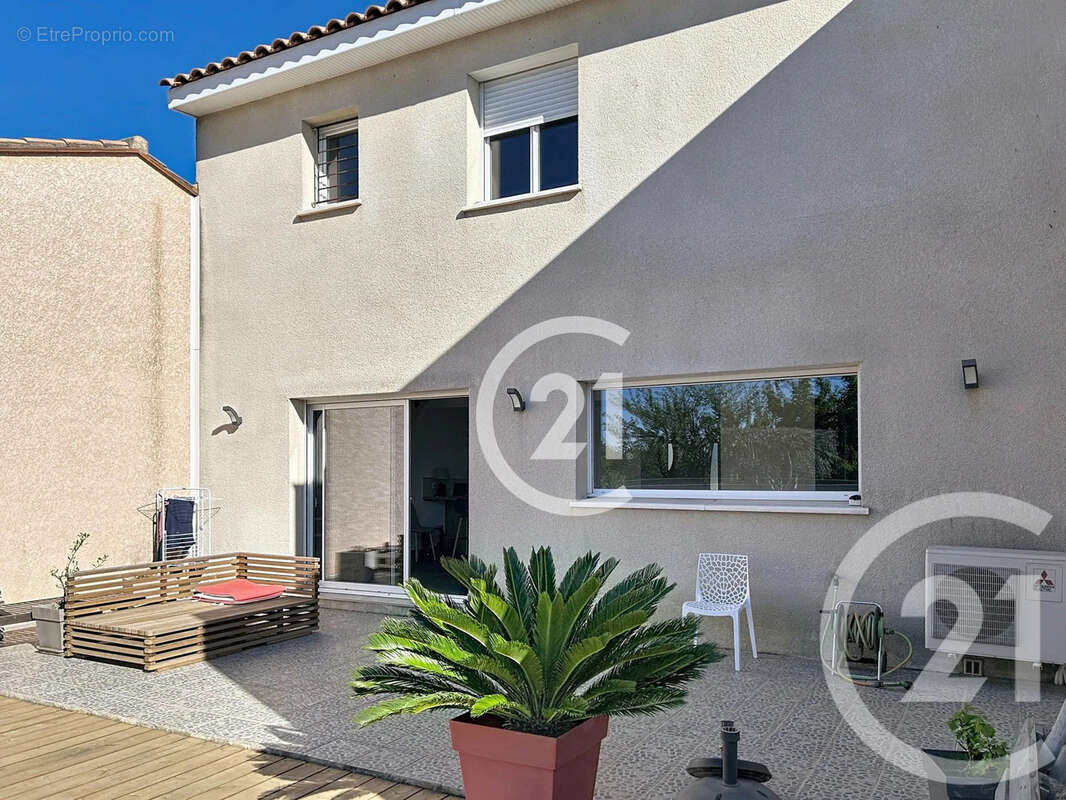 Maison à LATOUR-BAS-ELNE