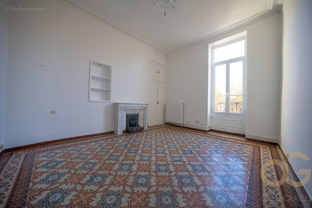 Appartement à NIMES
