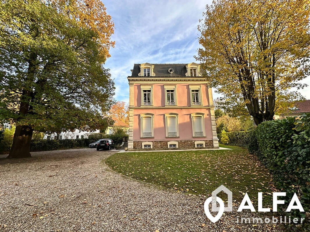 Appartement à SAINT-GRATIEN