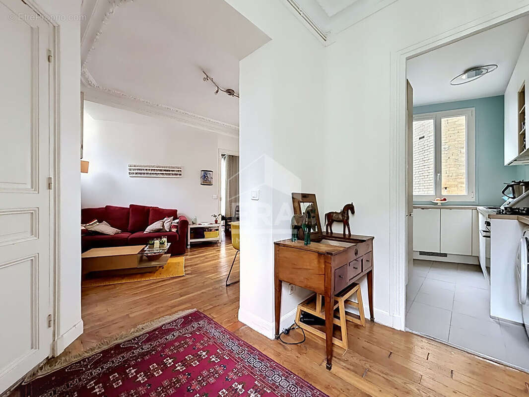Appartement à PARIS-12E
