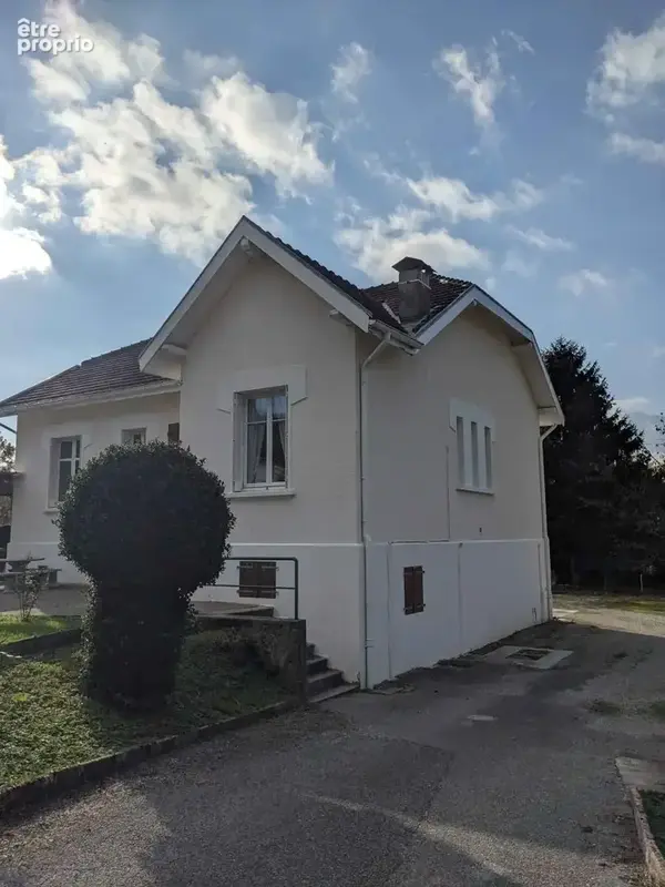 Maison à JARRIE