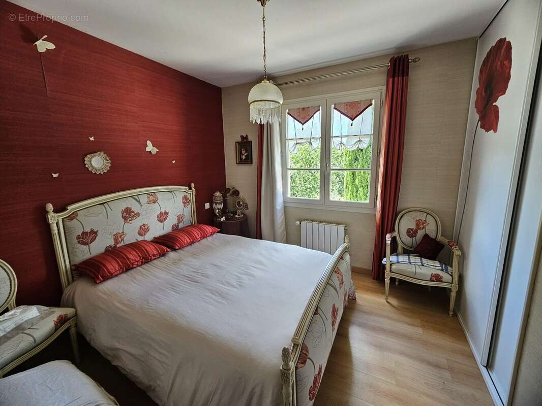 Maison 101 m² à Terre-Clapier  - photo 7