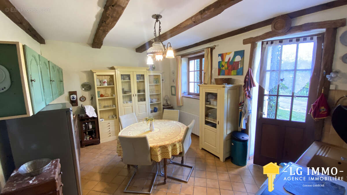 Maison à BOUTENAC-TOUVENT