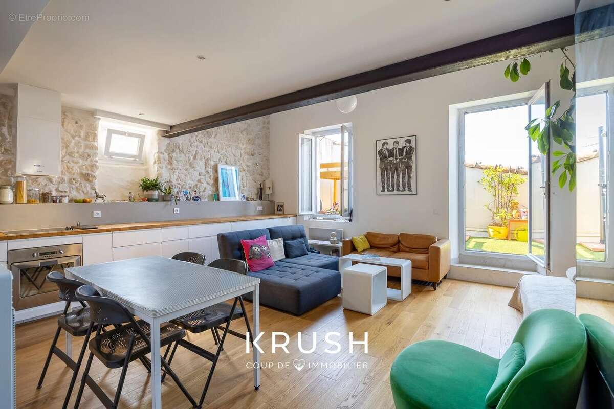 Appartement à MARSEILLE-6E