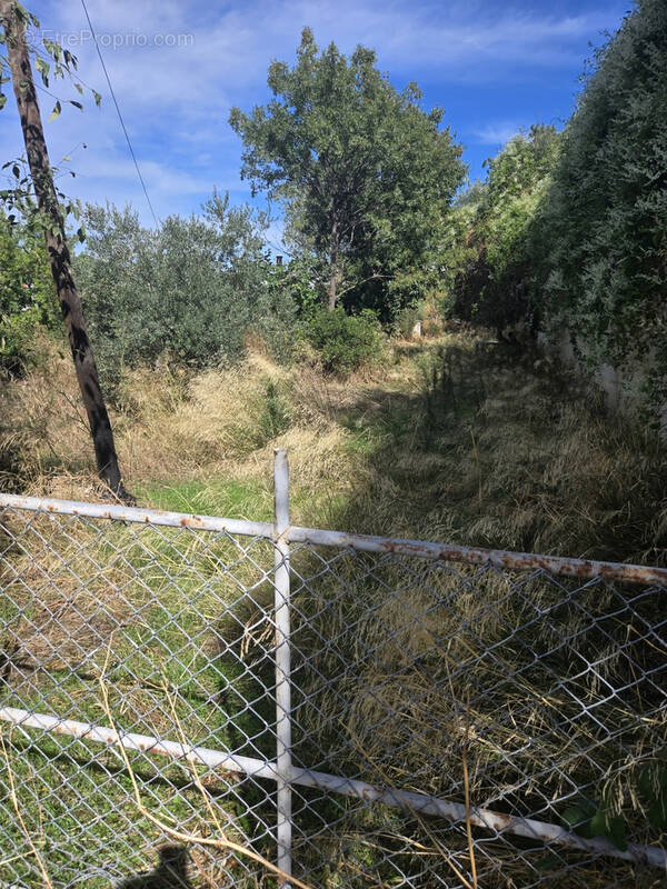 Terrain à MARSEILLE-14E