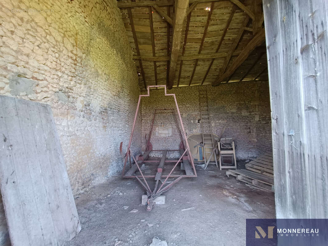 Autre à SAINT-MAIGRIN