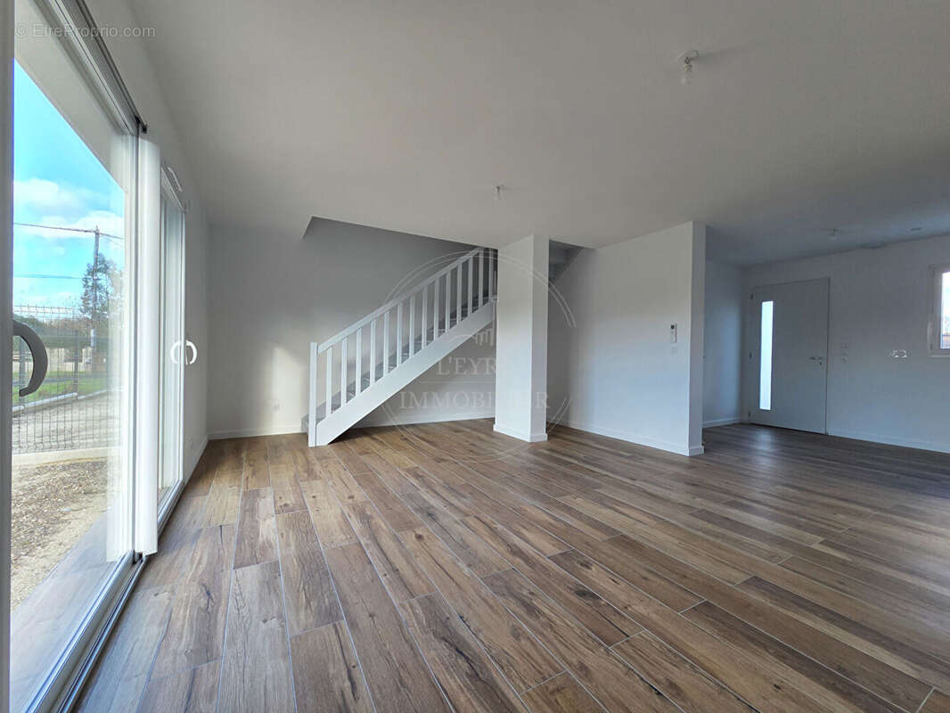 Maison à BELIN-BELIET