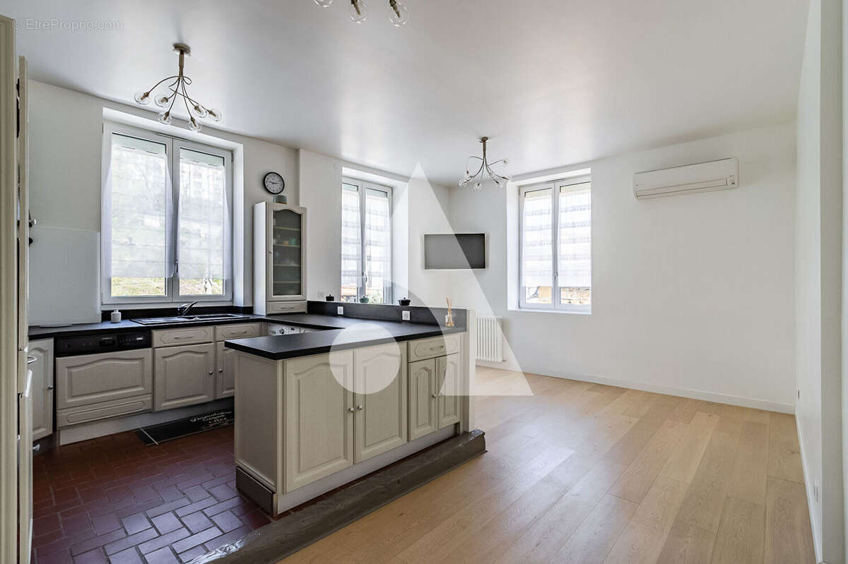 Appartement à L&#039;ARBRESLE