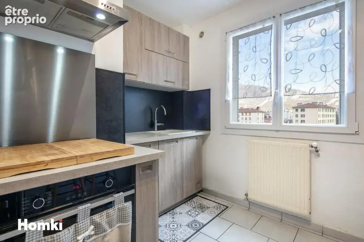 T4 rénové avec balcon et climatisation – Fontaine, aux portes de Grenoble - photo 4
