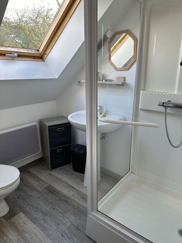 Maison à HENANBIHEN