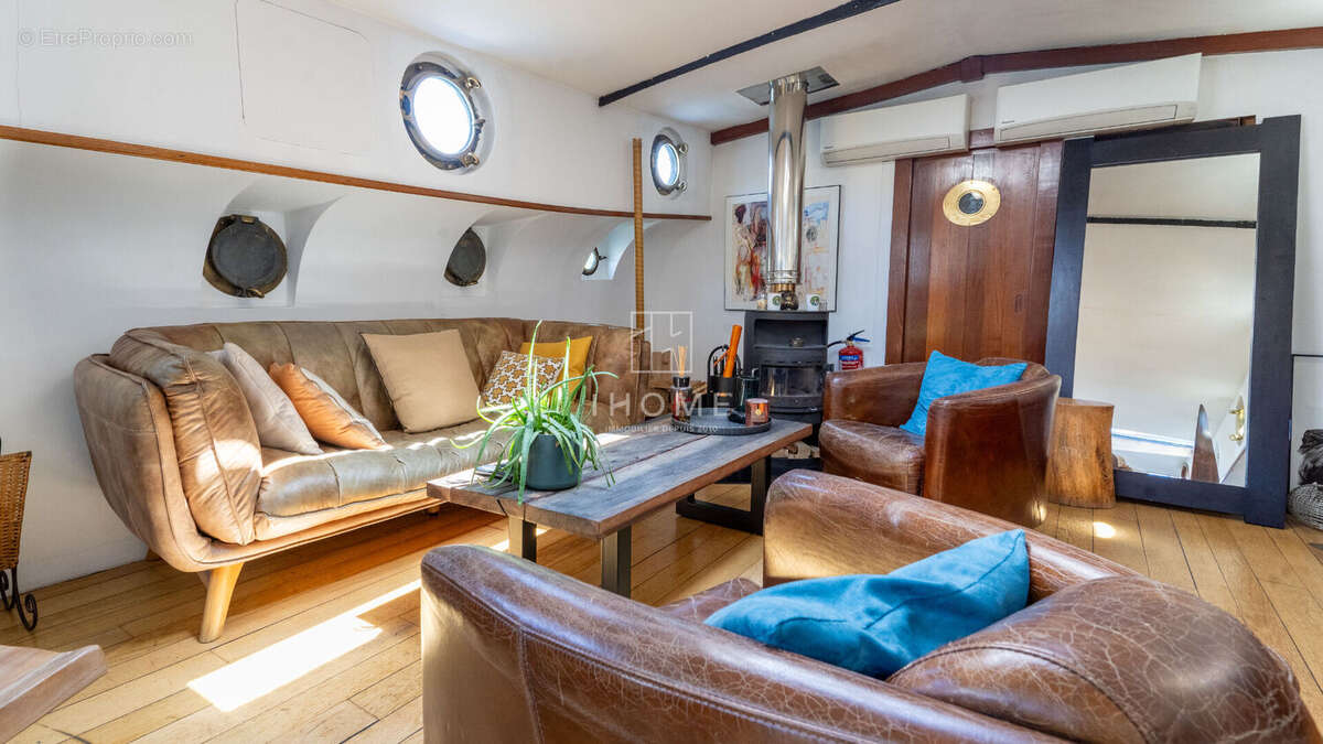 Appartement à PARIS-6E