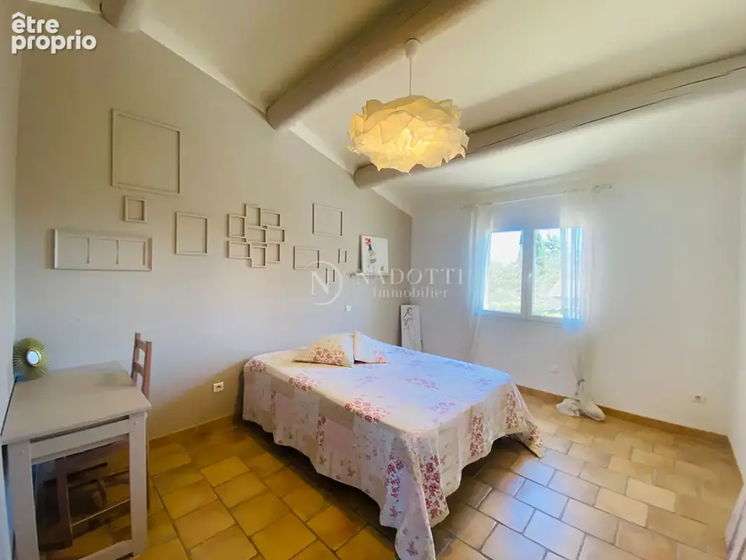 Coup de coeur : Maison  de charme Cheval Blanc 6 pièce(s) 175 m2 - photo 16