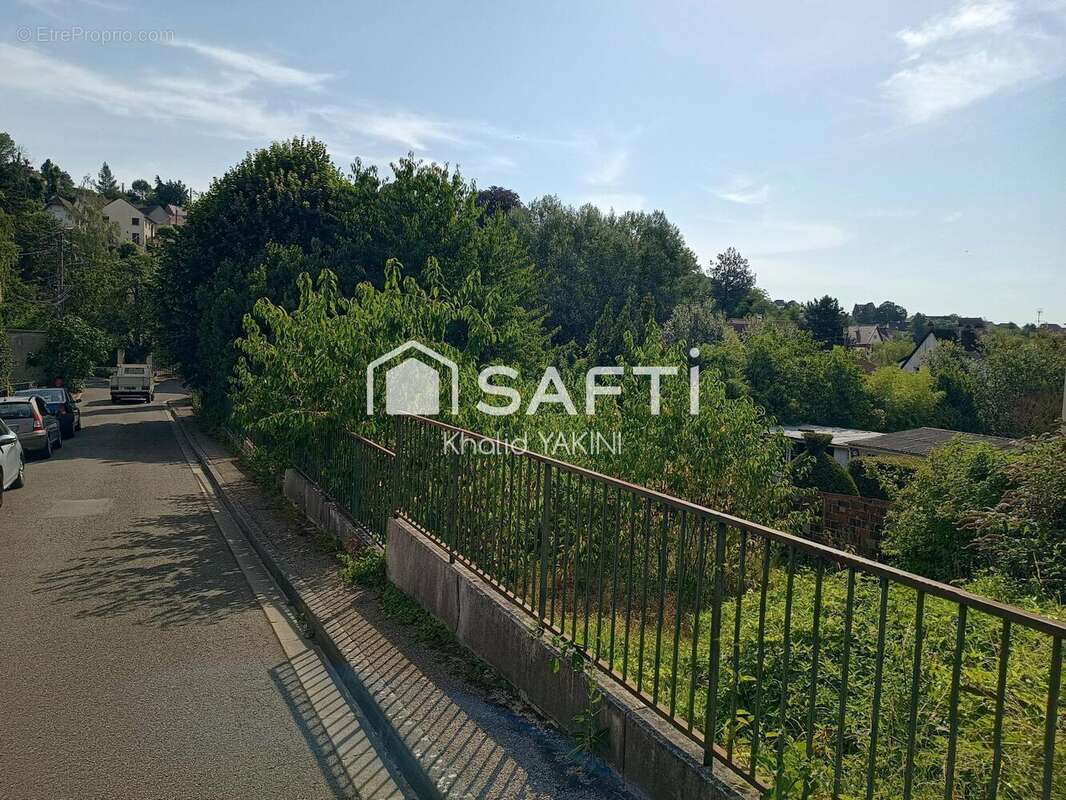 Terrain 360 m² à Juziers  - photo 2