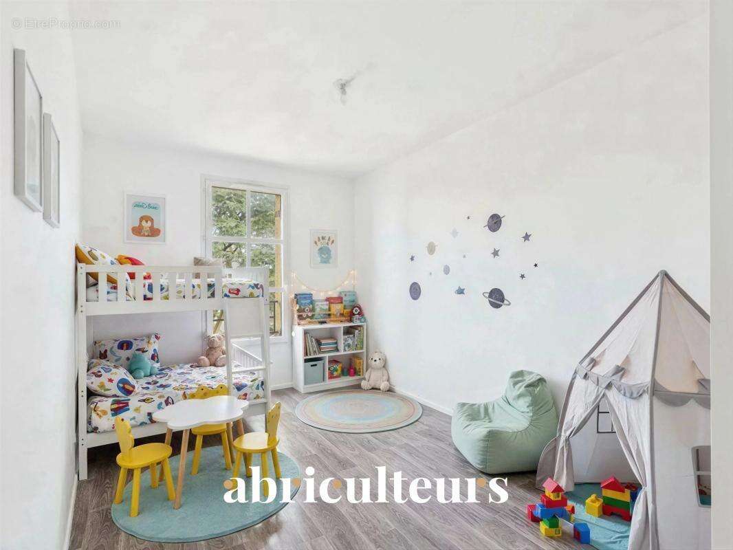 Appartement à SURVILLIERS