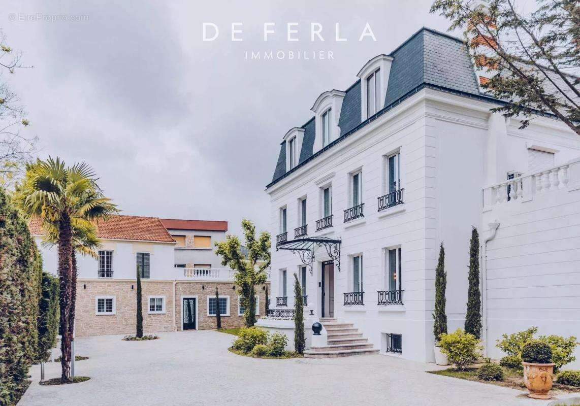 Maison à SAINT-MAUR-DES-FOSSES