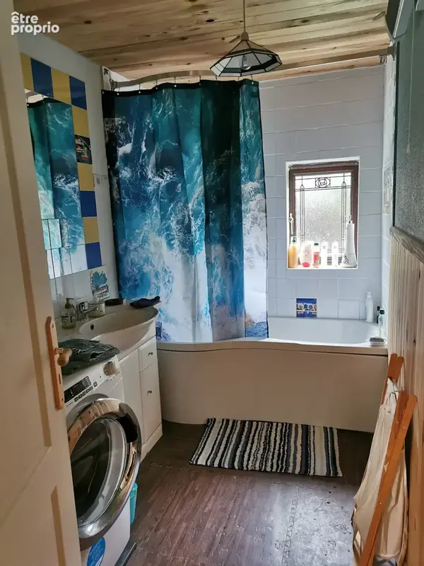 Opportunité rare de trois propriétés séparées en une ; idéal pour vivre et louer - photo 26