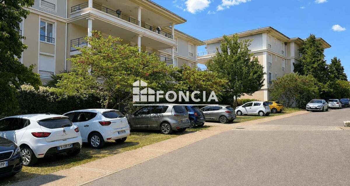 Appartement à VOURLES