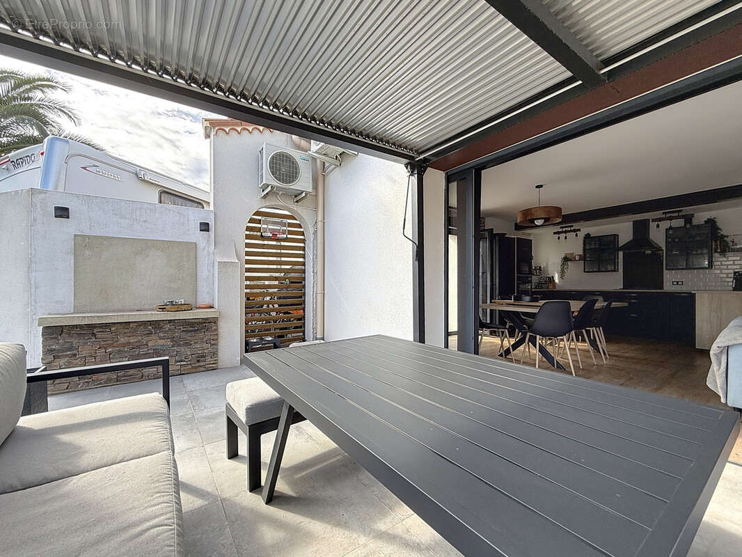 Maison à LATOUR-BAS-ELNE