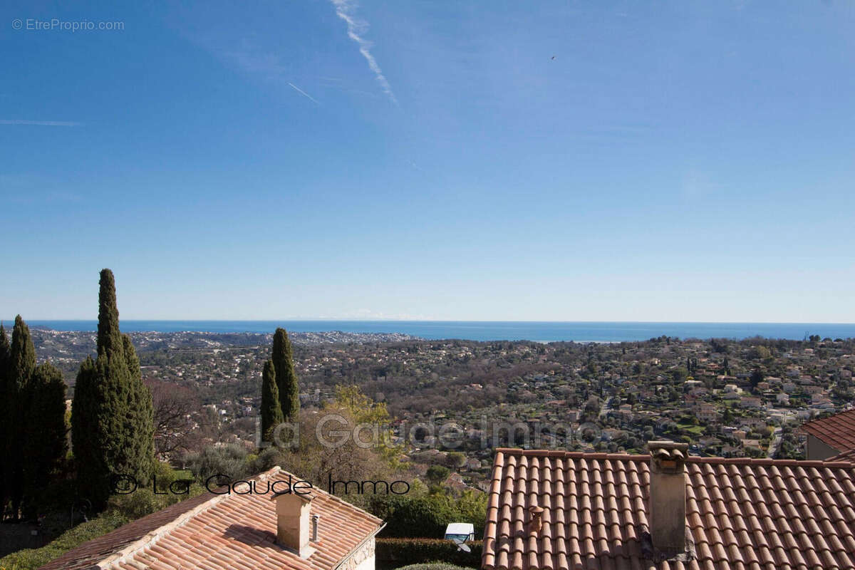 Maison à SAINT-JEANNET