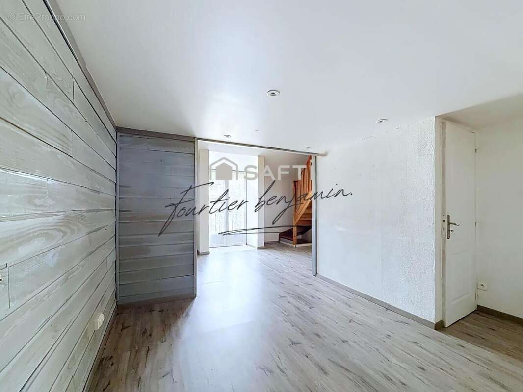 Maison 160 m² à Choisy-En-Brie  - photo 7