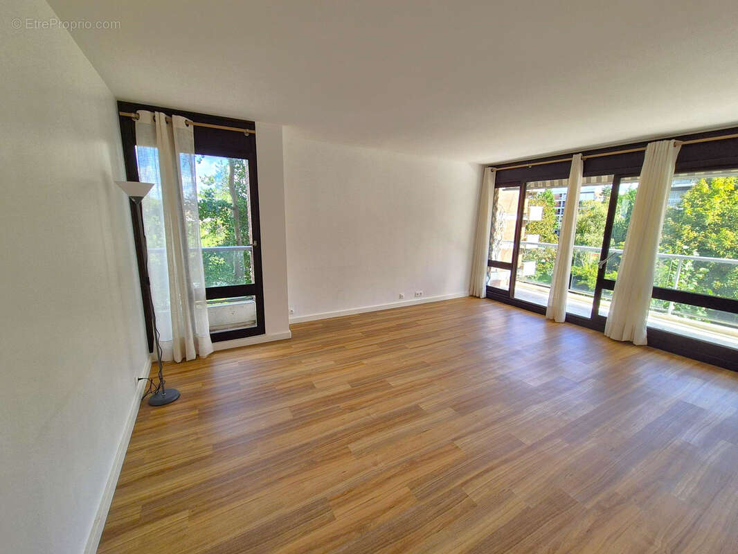 Appartement à JOUY-EN-JOSAS