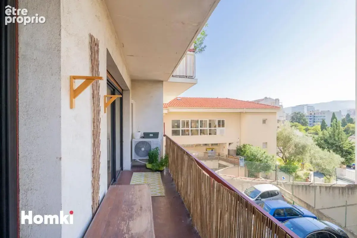 Appartement T4 de 89 m² à Marseille 13004, Impasse Croix de Régnier - photo 4