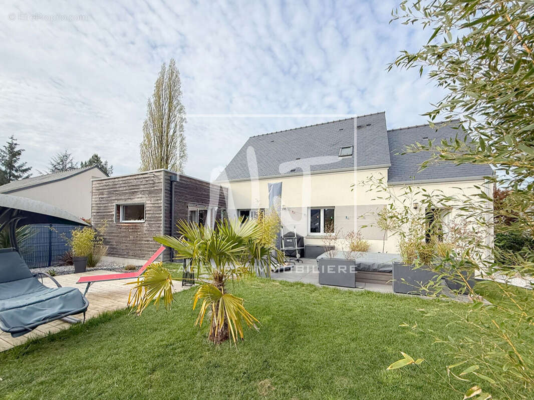 Maison à LES PONTS-DE-CE