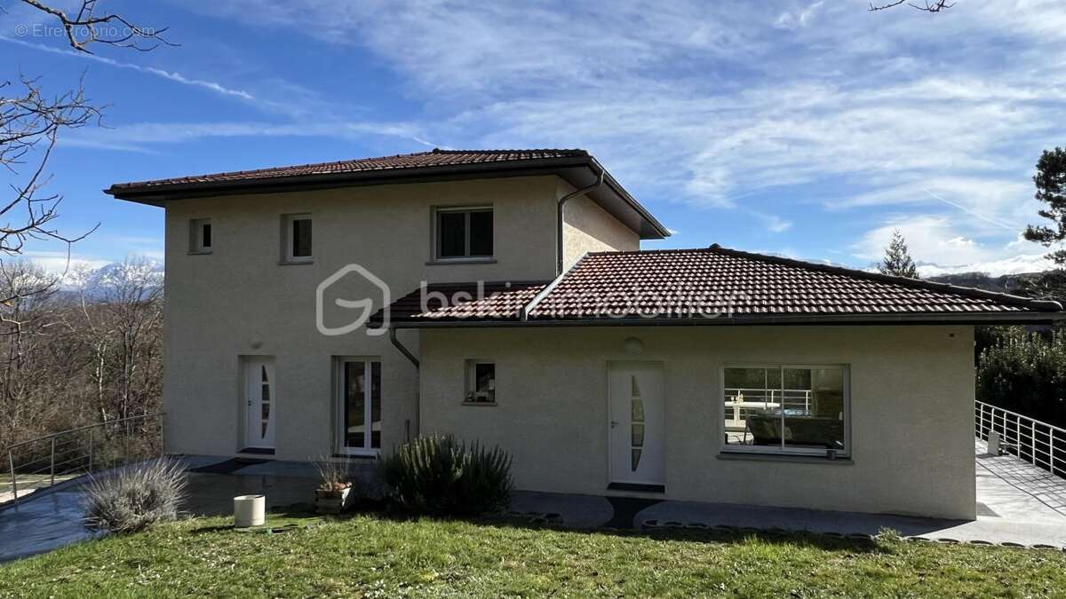 Maison à CLAIX