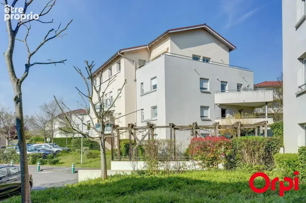 Appartement T4 de 90 m2 au dernier étage - terrasse de 34,10 m2 avec trois orientations - photo 15