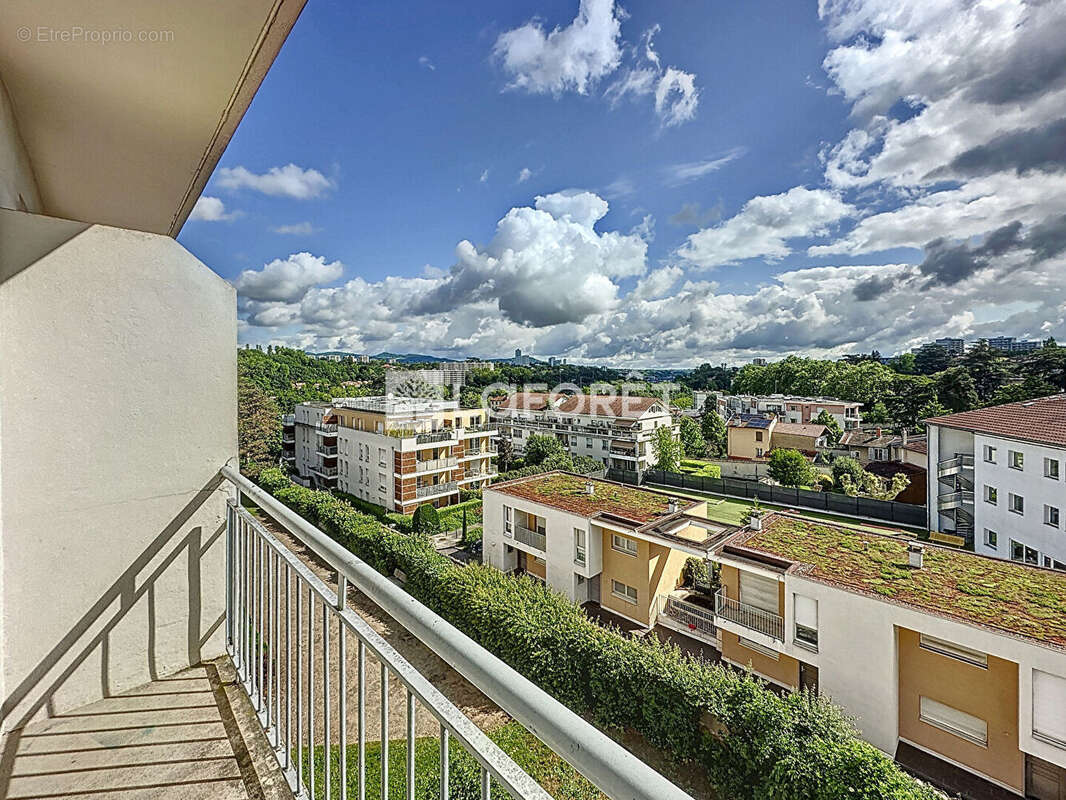 Appartement à TASSIN-LA-DEMI-LUNE