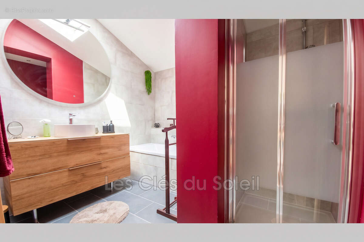 Maison 135 m² à Toulon  - photo 6