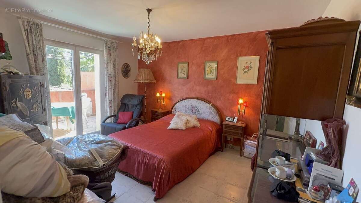 Maison à FREJUS