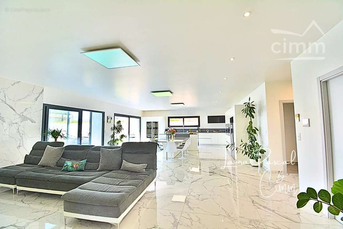 Llupia (66) villa d’exception contemporaine  avec piscine interieur - photo 5
