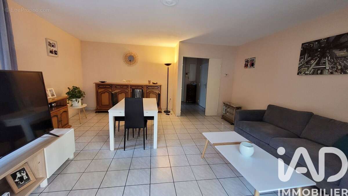 Photo 2 - Appartement à MARSEILLE-7E