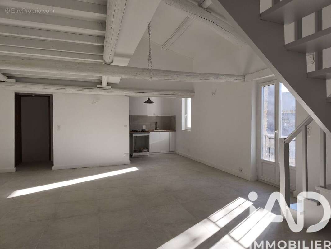 Photo 2 - Appartement à CABRIERES-D'AVIGNON
