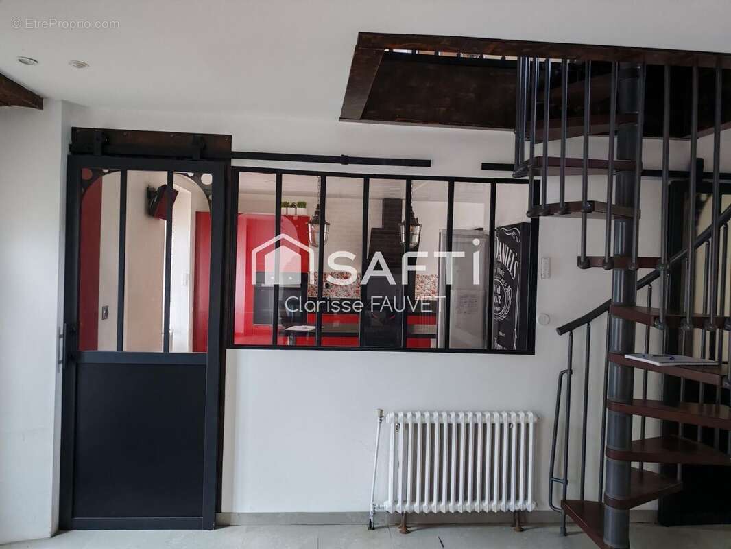 Photo 2 - Maison à SAINT-HILAIRE-BONNEVAL