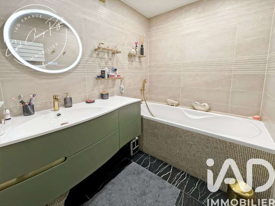 Photo 6 - Appartement à LIVRY-GARGAN